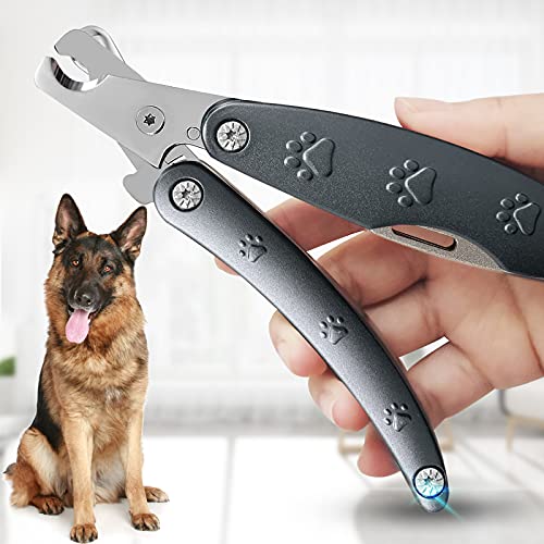 Best Nail Clippers for German Shepherds